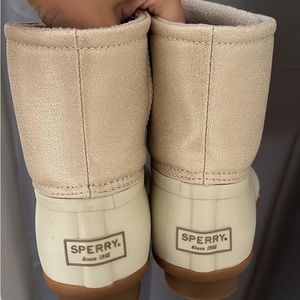 Sperry winter boots